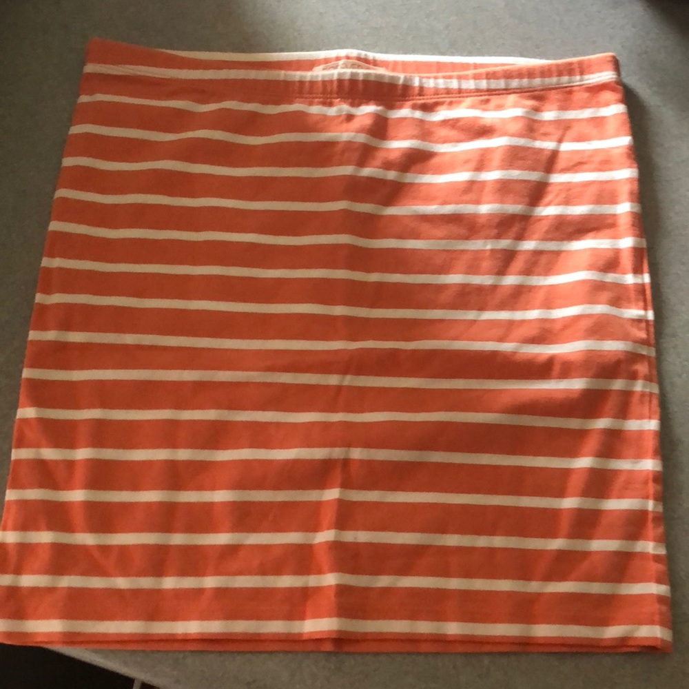 Tight fitting skirt